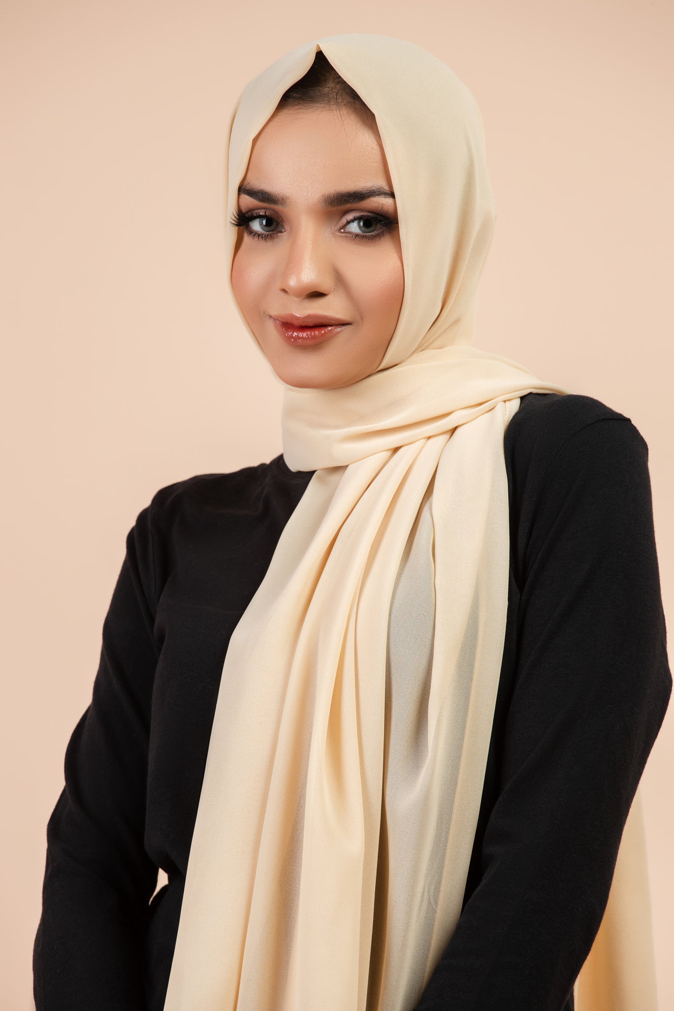 Premium Georgette - Pack of 6 Hijabs + 25 Bulb Pin Free (Random Colors) - Image 12