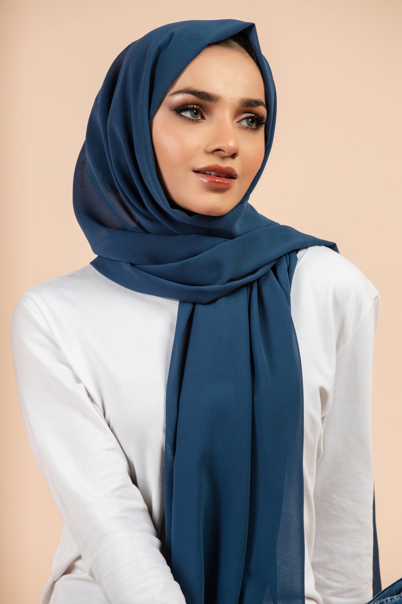 Premium Georgette - Pack of 6 Hijabs + 25 Bulb Pin Free (Random Colors) - Image 9